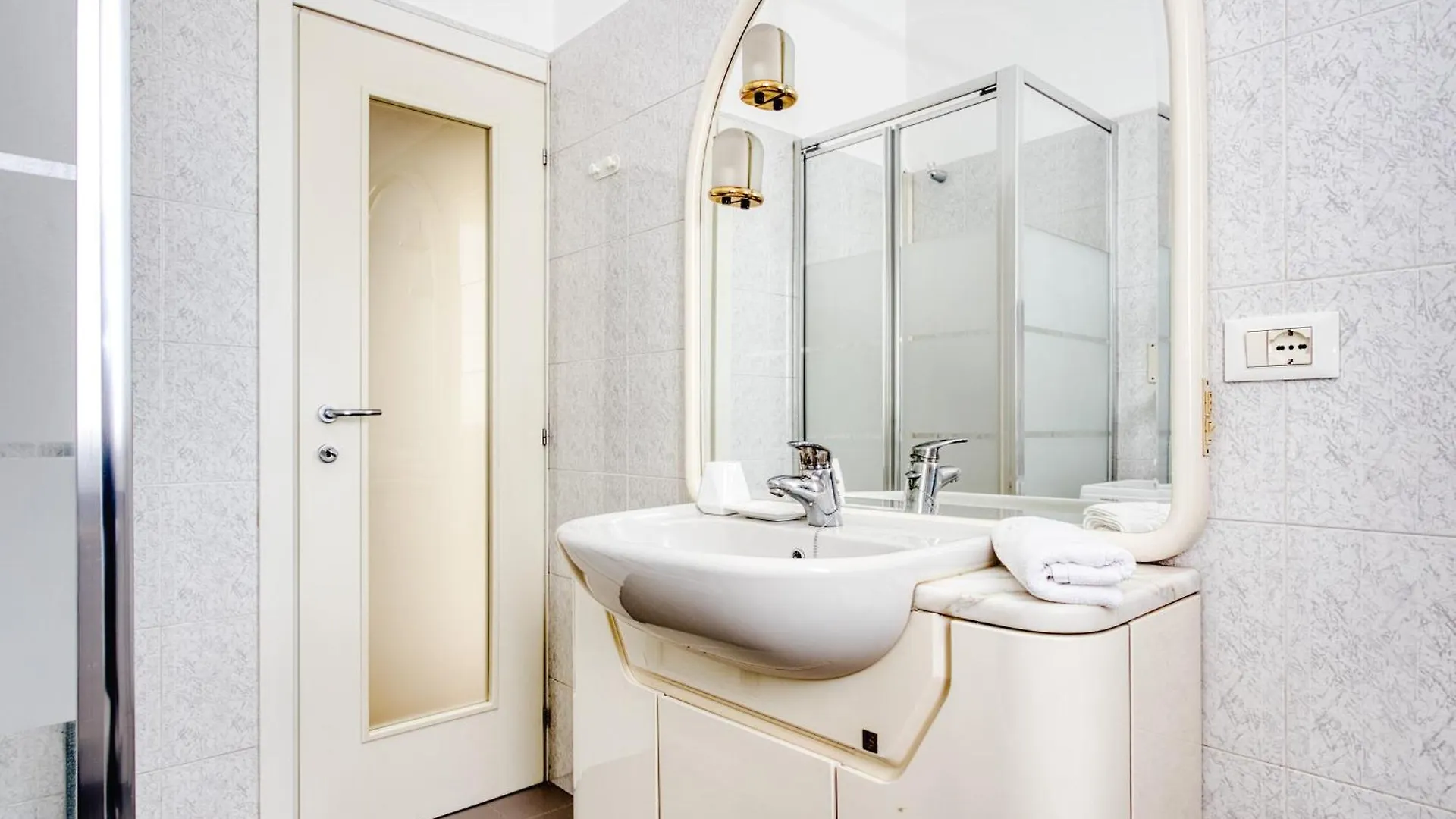 Cozy Apartment - Bande Nere ميلان